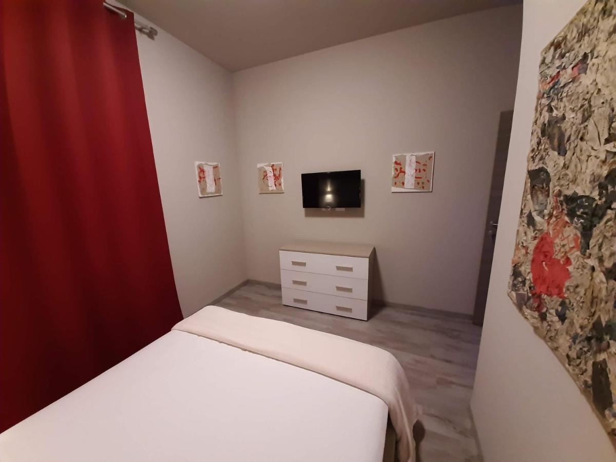 Hotel & Ristorante L'Angoletto In Selci Selci  Eksteriør billede