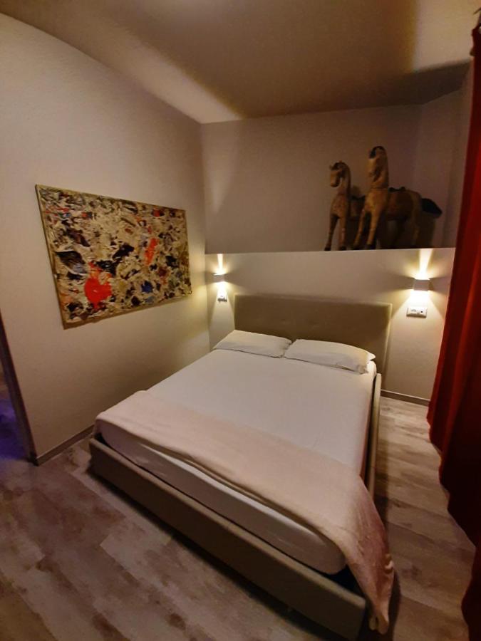 Hotel & Ristorante L'Angoletto In Selci Selci  Eksteriør billede